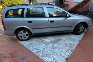 Opel astra station wagon 1600 benzina