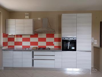 Trilocale con garage