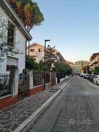 Quadrilocale-via b.croce-centro citta-piano terra-