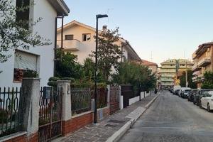 Quadrilocale-via b.croce-centro citta-piano terra-