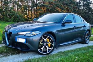 Alfa Giulia 2.2 Anno 2019 Km 84000
