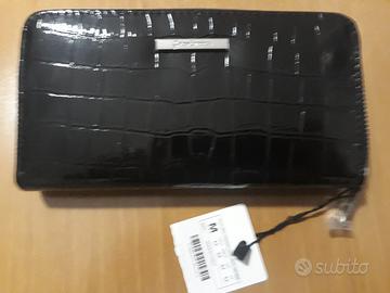 Portafoglio stradivarius nero hot sale