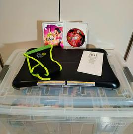 Wii Balance Board Black + Zumba Fitness 