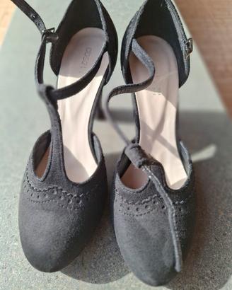 Scarpe nere con tacco in pelle scamosciata n.38