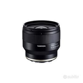 Tamron 20mm F/2.8 Di III OSD M1:2 per Sony E