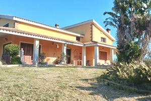 Villa indipendente con piscina