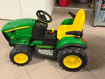 Trattore giocattolo elettrico