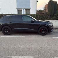 Audi Q8 SQ8 TDI quattro tiptronic sport attitude