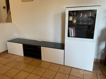 Mobile TV e credenza Ikea