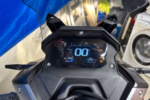 Voge sr1  adv