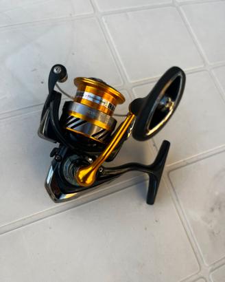 Mulinello Daiwa Revros LT 3000