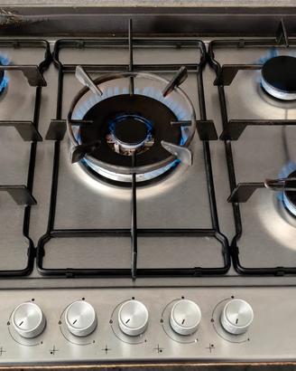 Piano cottura 5 fuochi