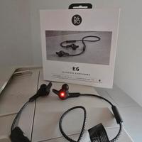 Bang & Olufsen Beoplay E6 Cuffie Auricolari