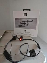 Bang & Olufsen Beoplay E6 Cuffie Auricolari