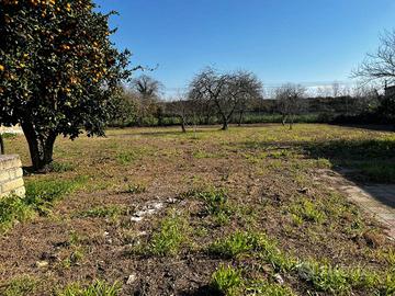 Terreno di 1600 m² a Giugliano in Campania