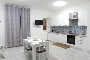 Camera indipendente in piccolo condominio