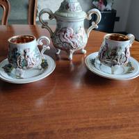 Servizio tazzine di Capodimonte