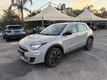 Fiat 600 Hybrid 110 CV DCT MHEV Serie Speciale Ico