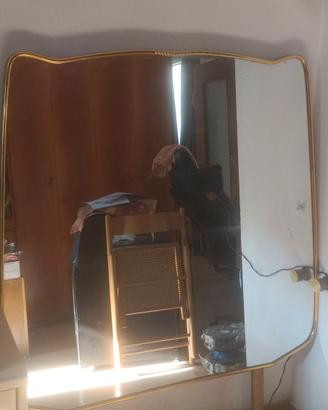 Specchio dorato molto grande 