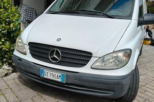 Mercedes vito furgone 