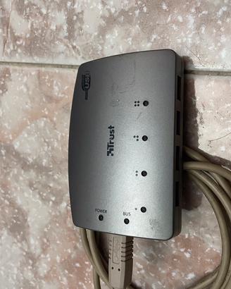 Trust Hub USB 2.0 4 porte