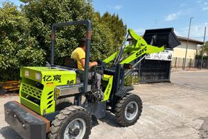 P190 - Mini pala snodata