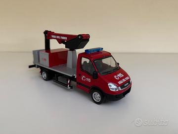 Iveco Daily 35C piattaforma aerea pompieri 1/43