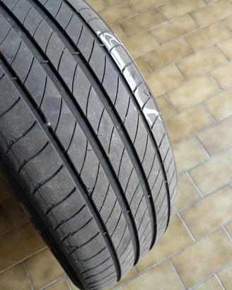 4 pneumatici Michelin Primacy 4