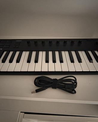 Komplete Kontrol M32 – Tastiera MIDI controller, c