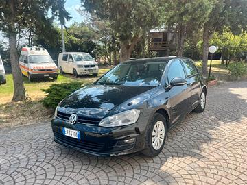 VOLKSWAGEN GOLF 1.6 TD 90 CV PERMUTABILE