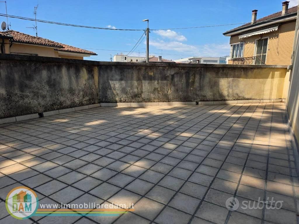 Appartamento di 92 m² con 3 locali e box auto a Vi - Vista 6