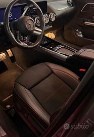 interno Mercedes GLA h247 AMG sedili tappezzeria