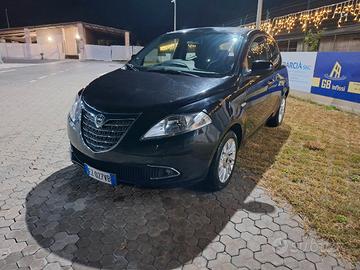 Lancia Ypsilon 1.2 Benzina & Gpl