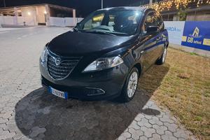 Lancia Ypsilon 1.2 Benzina & Gpl