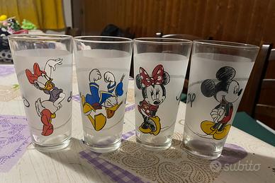 Set 4 bicchieri da collezione in vetro satinato