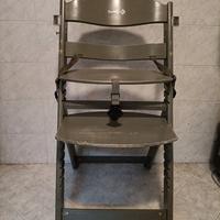 Seggiolone da tavolo regolabile in legno