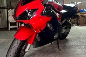 Honda CBR 600 F4i 2002