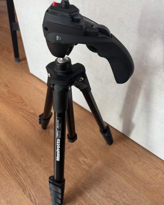 Cavalletto Manfrotto Compact Action MKC3-H01