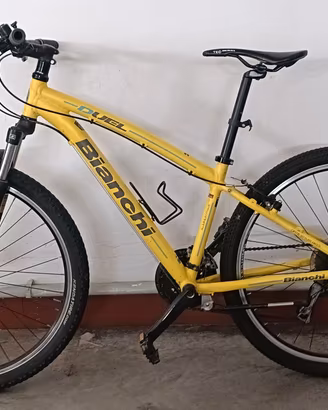 Bicicletta montan bike
