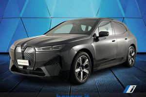 BMW iX xdrive50 pacchetto sportivo