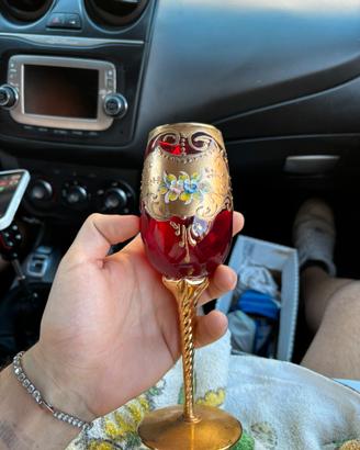 bicchieri in vetro di murano rosso rubino e oro