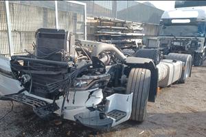 IVECO STRALI S-WAY 510 INCIDENTATO