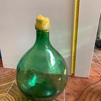 Damigiane e bottiglie vintage antiquariato