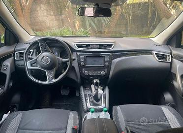 nissan qushqai