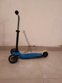 Monopattino regolabile