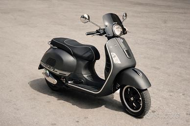 Vespa SUPER GTS 300