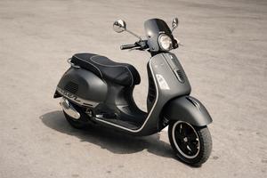 Vespa SUPER GTS 300