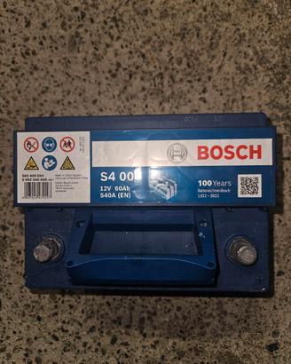 batteria auto bosch s4 60 AH
