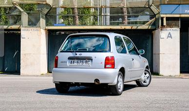 Paraspruzzi Nissan Micra Super S 1994
