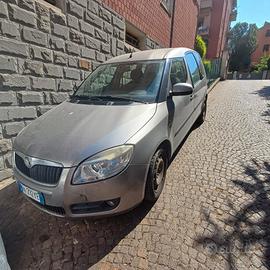 skoda  roomster benzina gpl